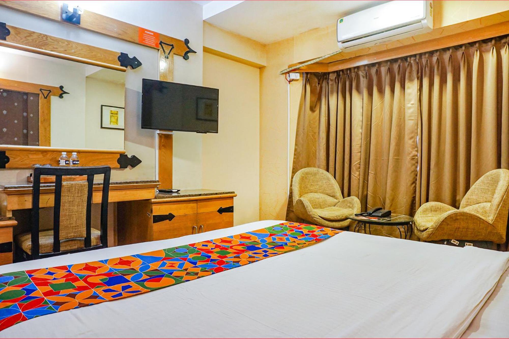Fabhotel Prime Deccan 8 Pune Bagian luar foto