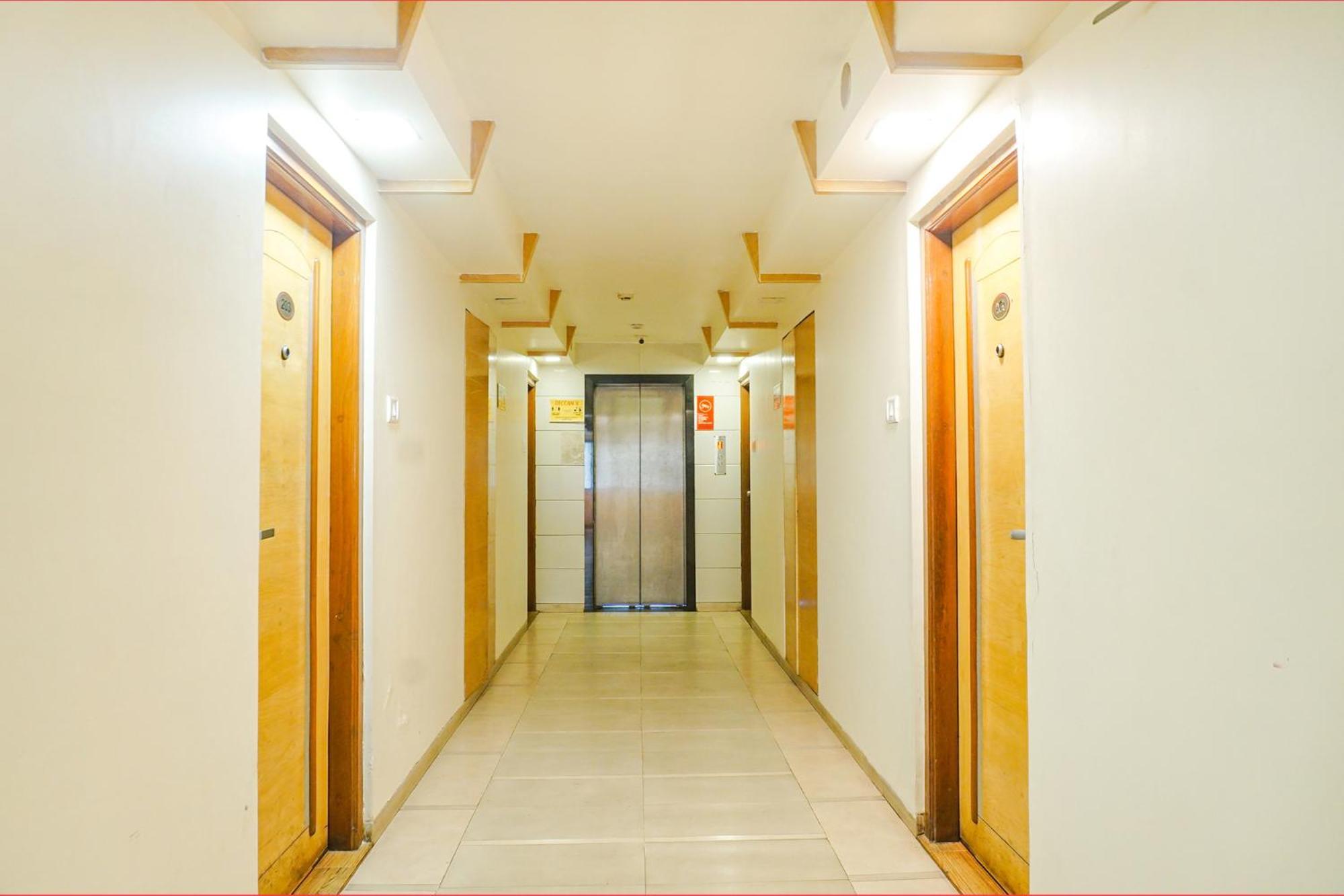 Fabhotel Prime Deccan 8 Pune Bagian luar foto